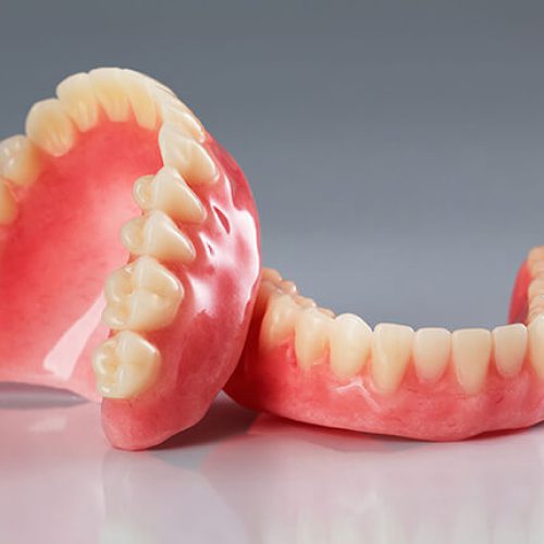 لابراتوار دندانسازی بلوط